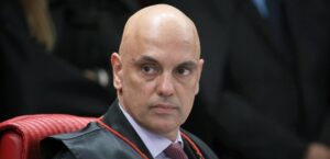 Oposição fará força-tarefa para entregar dossiê contra Moraes a embaixadores