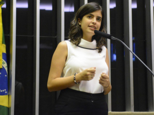 Câmara dos Deputados acelera tramitação de projeto da misoginia